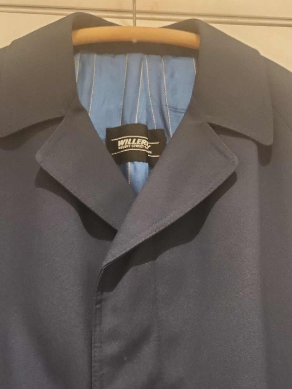 Willerby Vintage Men's Navy Long Overcoat Regent Street London - Picture 3 of 13